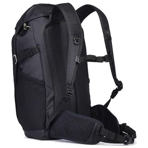 pacsafe venturesafe x30 travel pack.